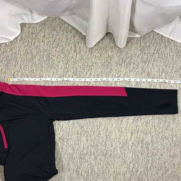 Compression Top - Picture 13 of 13